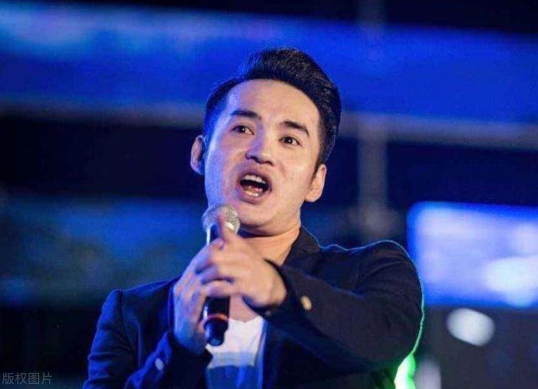 赵本山宋小宝等赵家班原班人马出演的鹊刀门传奇今日官宣