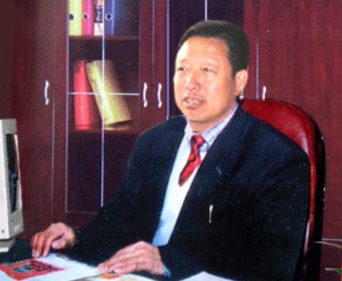 陕西前首富落马记，靠豆腐发家，十年买8个煤矿，送村民60套别墅