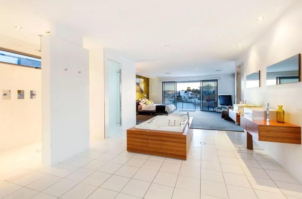 周杰伦20亿豪宅啥样？网友：这样的家确实影响出歌速度