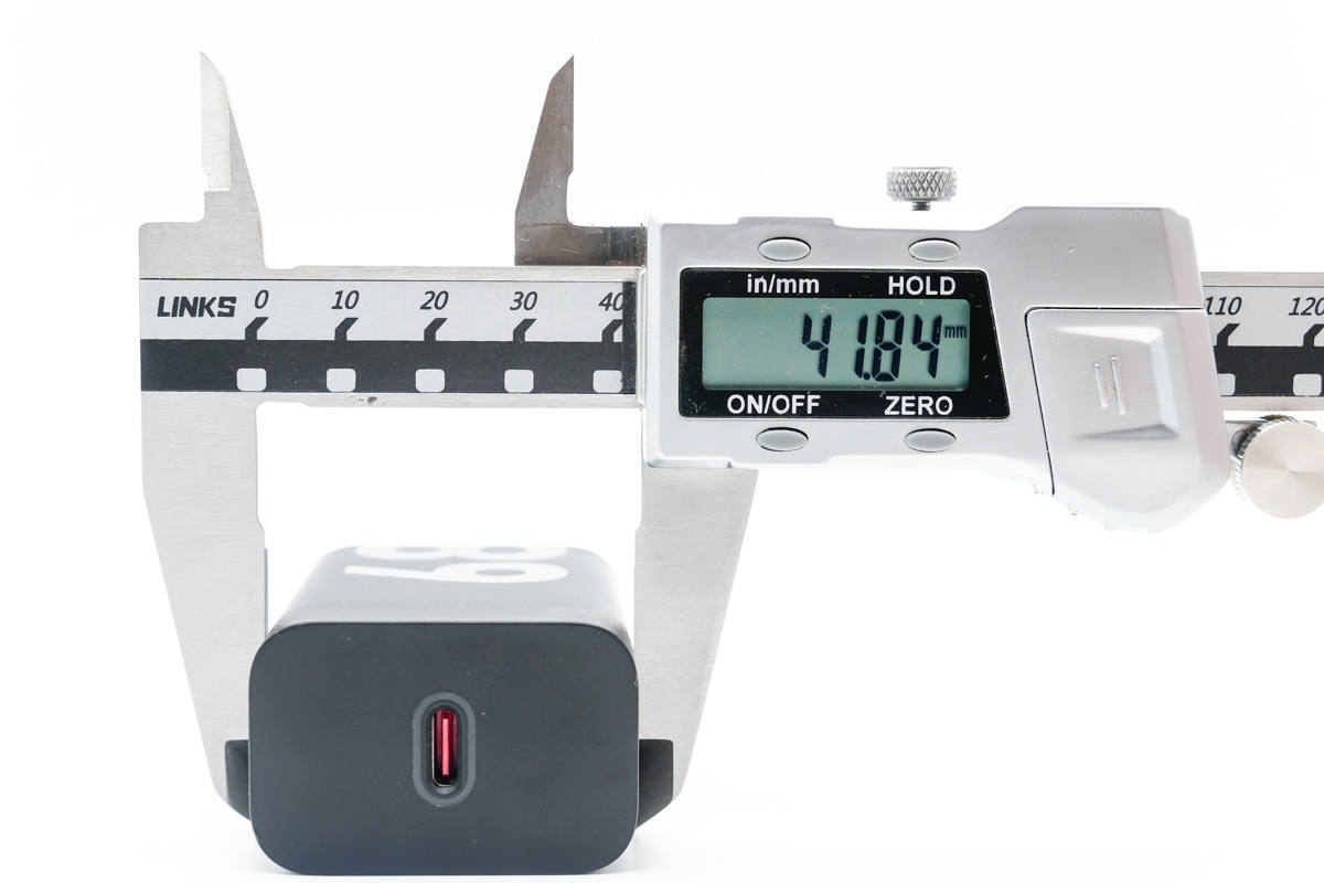 MOTO edge X30 充电器评测：68W PD输出，手机充电器里的良心之作