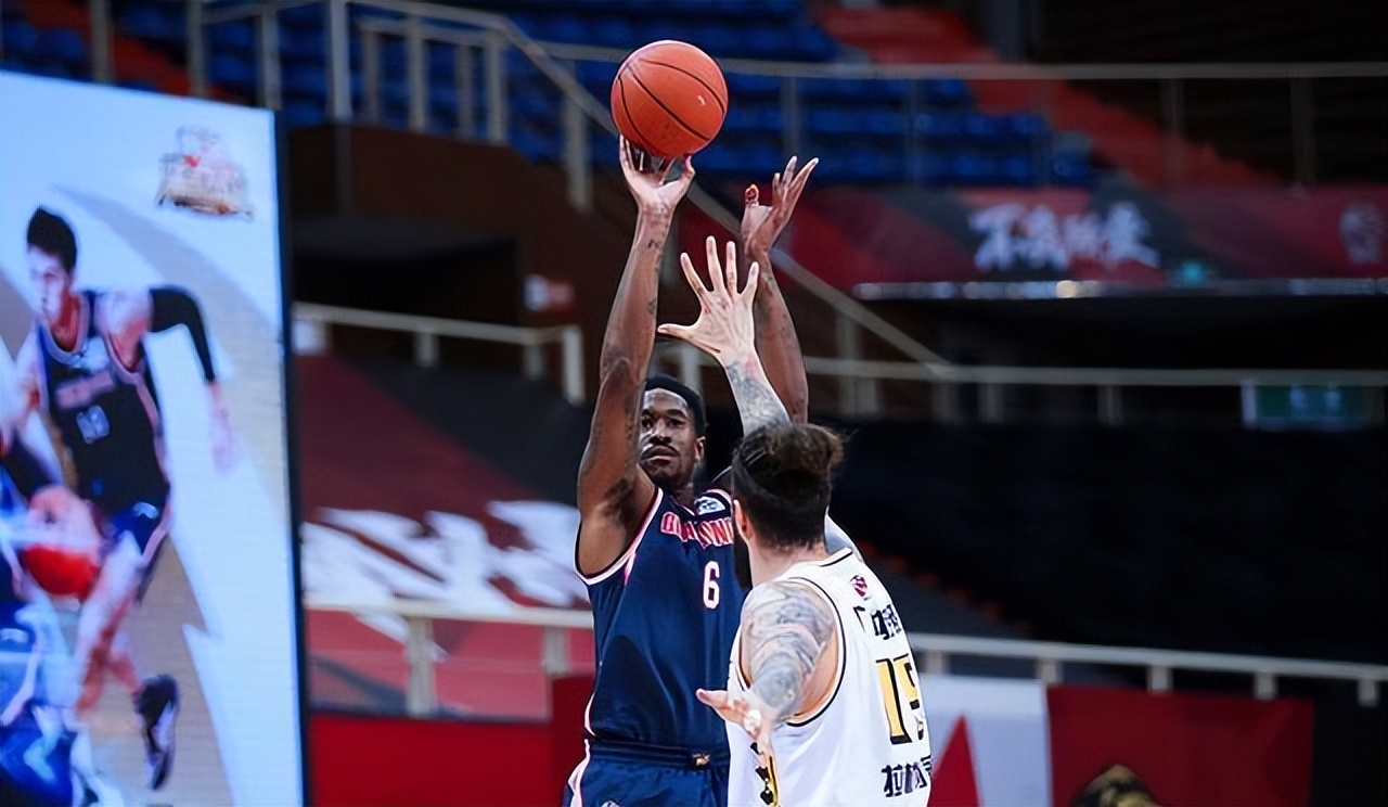 有哪个cba外援是状元（身高 2米08！CBA首秀，命中率100%！朱芳雨选的大外援，什么来头？）