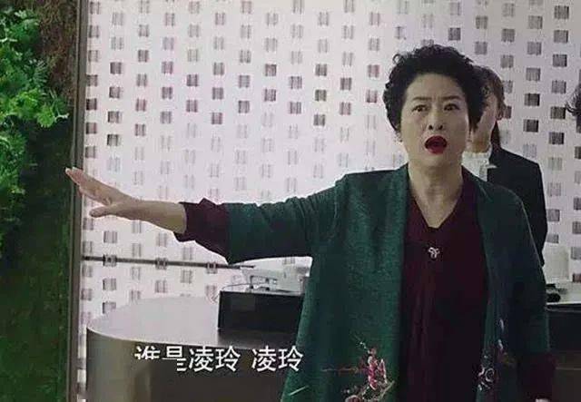 9位“妈妈专业户”：天生一张养尊处优脸，自带贵气，演不了穷人