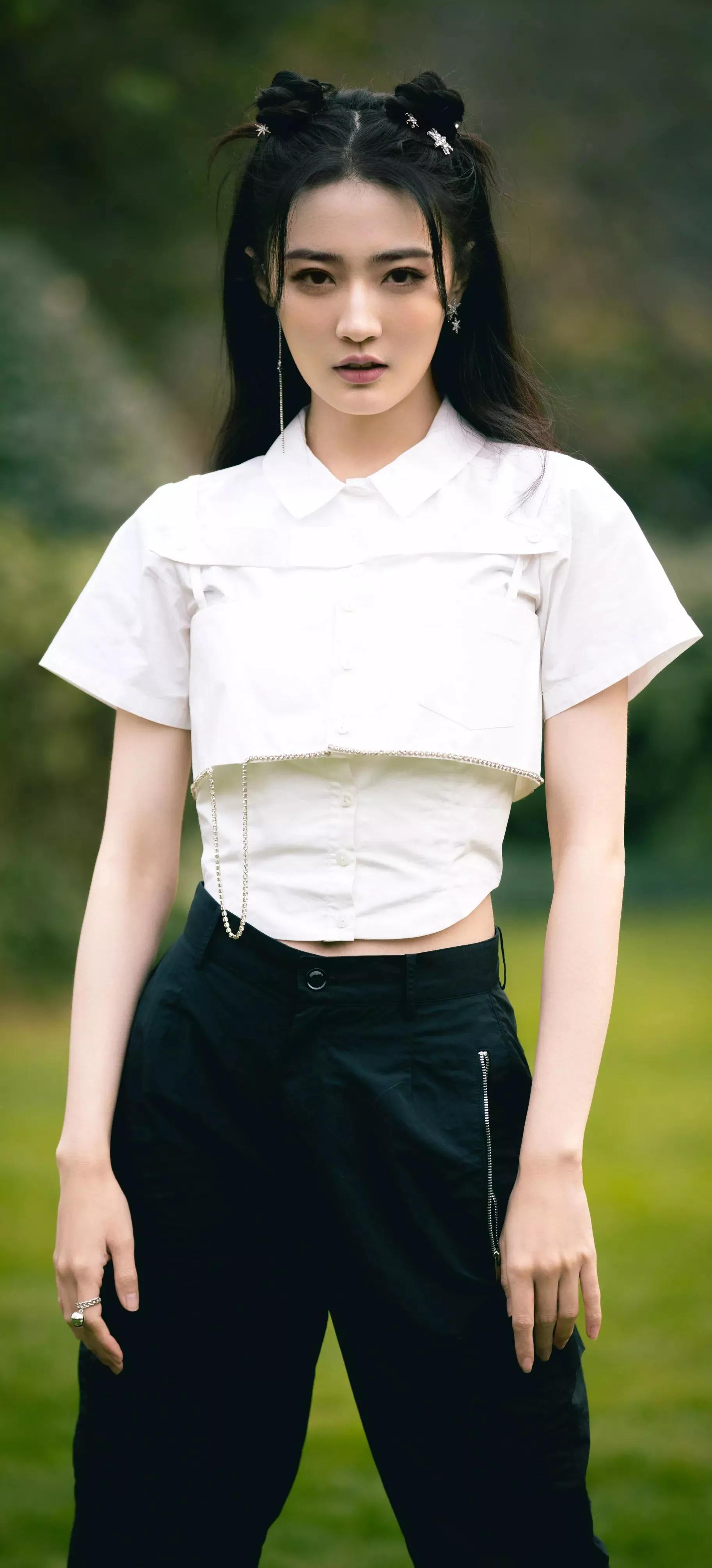 刘诗诗温柔体贴入微