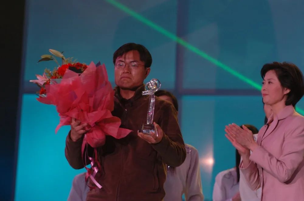 感動中國2005（敬一丹｜《感動中國》二十年，一起走過）