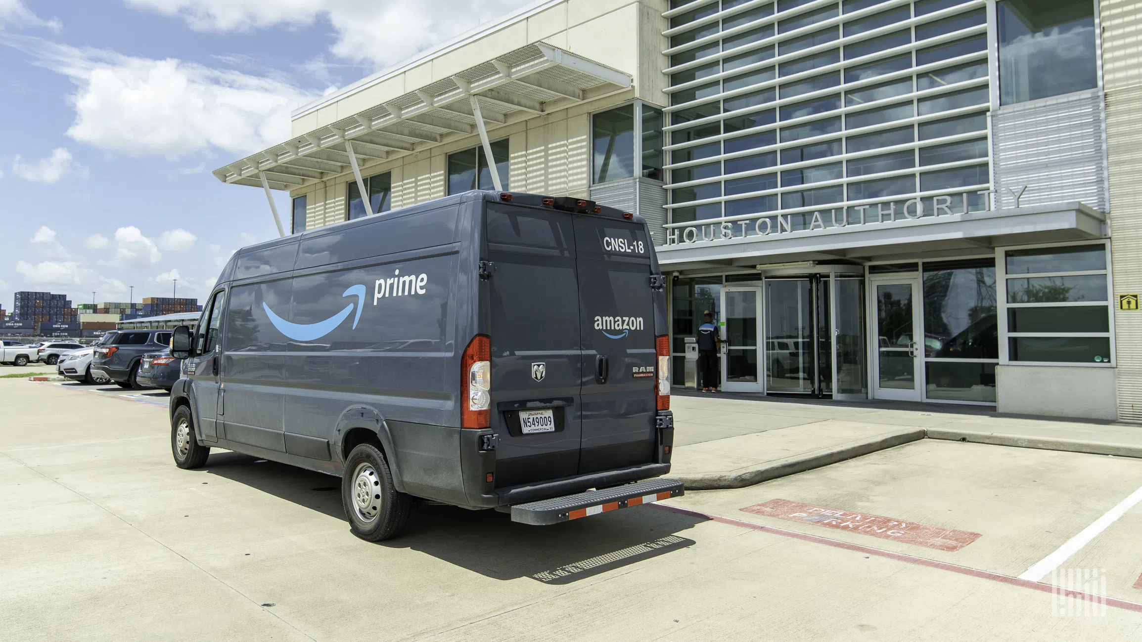 亚马逊遭两起集体诉讼，被控停止免费送货服务未降低Prime服务费