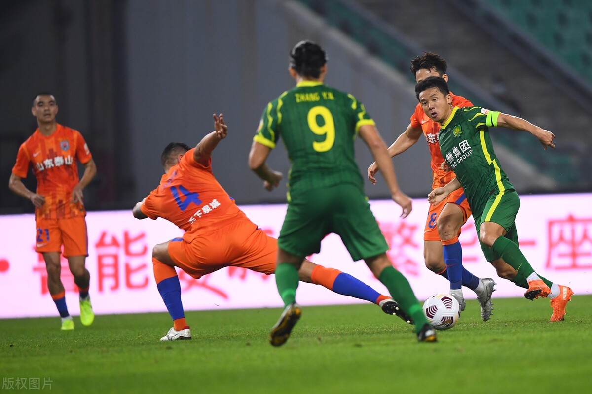 北京国安1-1山东泰山(中超-泰山2-1逆转国安，豪取双线13连胜 孙准浩世界波贾德松绝杀)