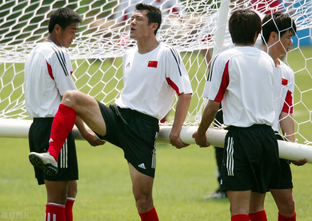 2002世界杯比赛结果表全部（2002年世界杯回顾：中国男足出道即巅峰，韩国进四强成就足球耻辱）