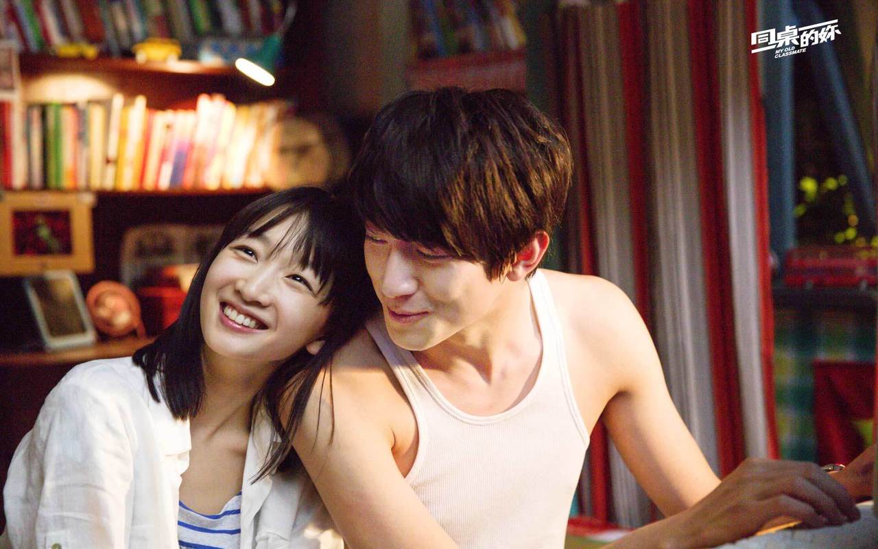 2014年,周冬雨与阮经天又传出绯闻,阮经天当时名花有主,其女友也是