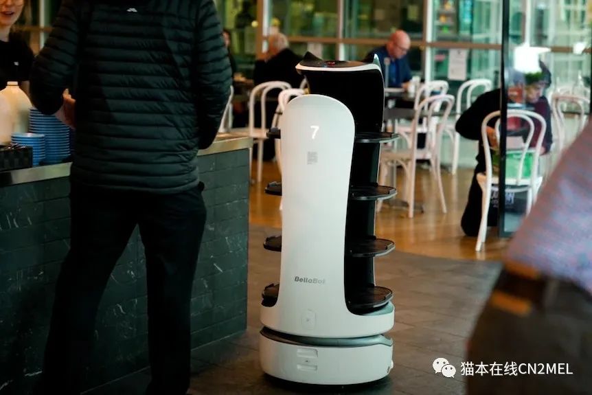 澳洲劳工短缺，连咖啡店都用上机器人了~由墨尔本机器人公司制造