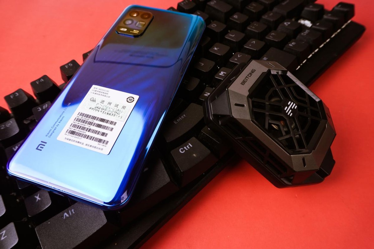 最强王者必备的手游降温神器，北通千机寒散热器