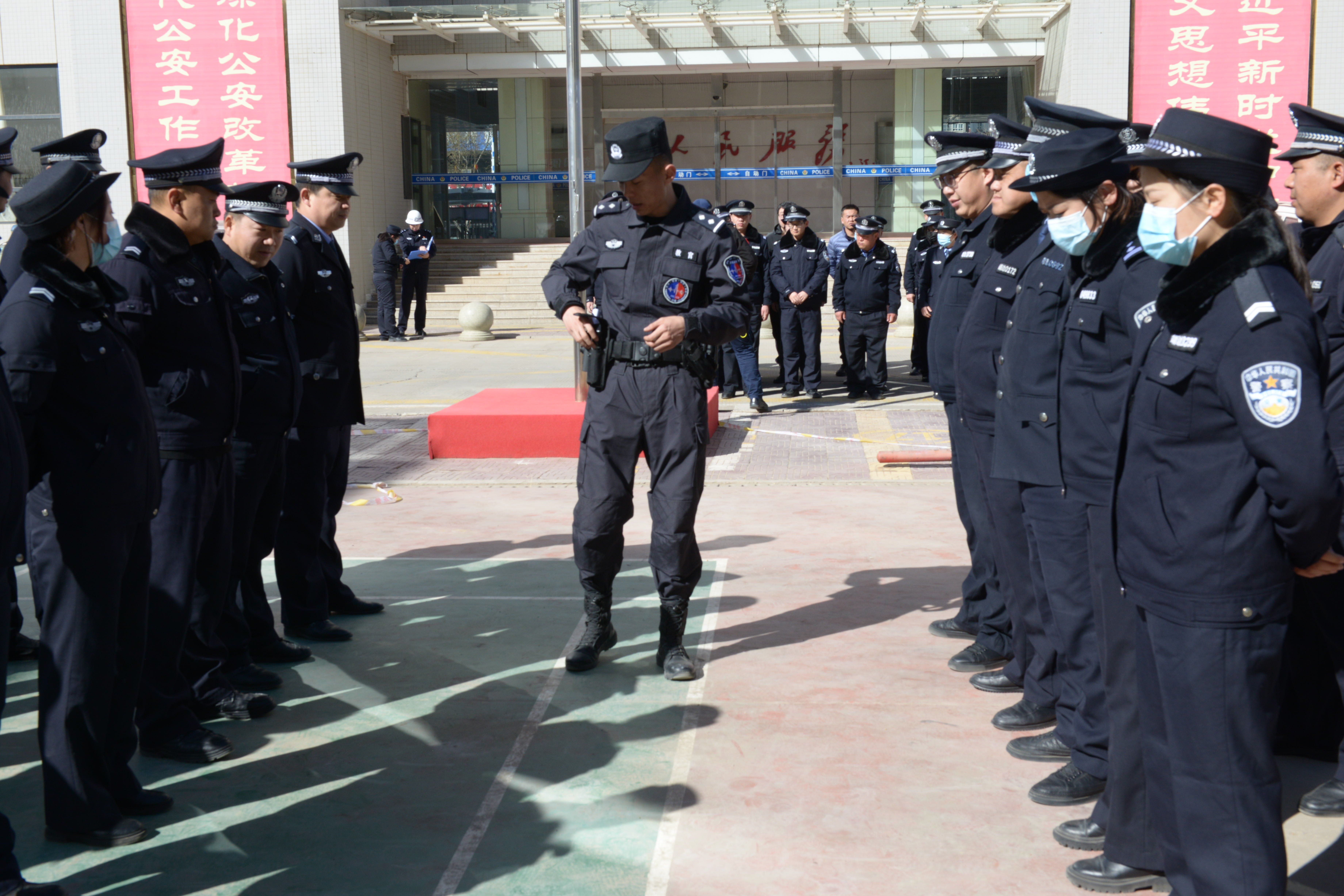 靖边公安开展警务技能轮训“第二训”