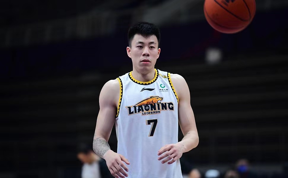 辽篮吴昌泽表现咋样(上赛季被辽宁队重点培养的吴昌泽,这赛季表现如何