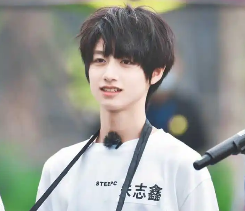 时代峰峻否认打人，系安保公司所为，被打者身份曝光，网友：活该