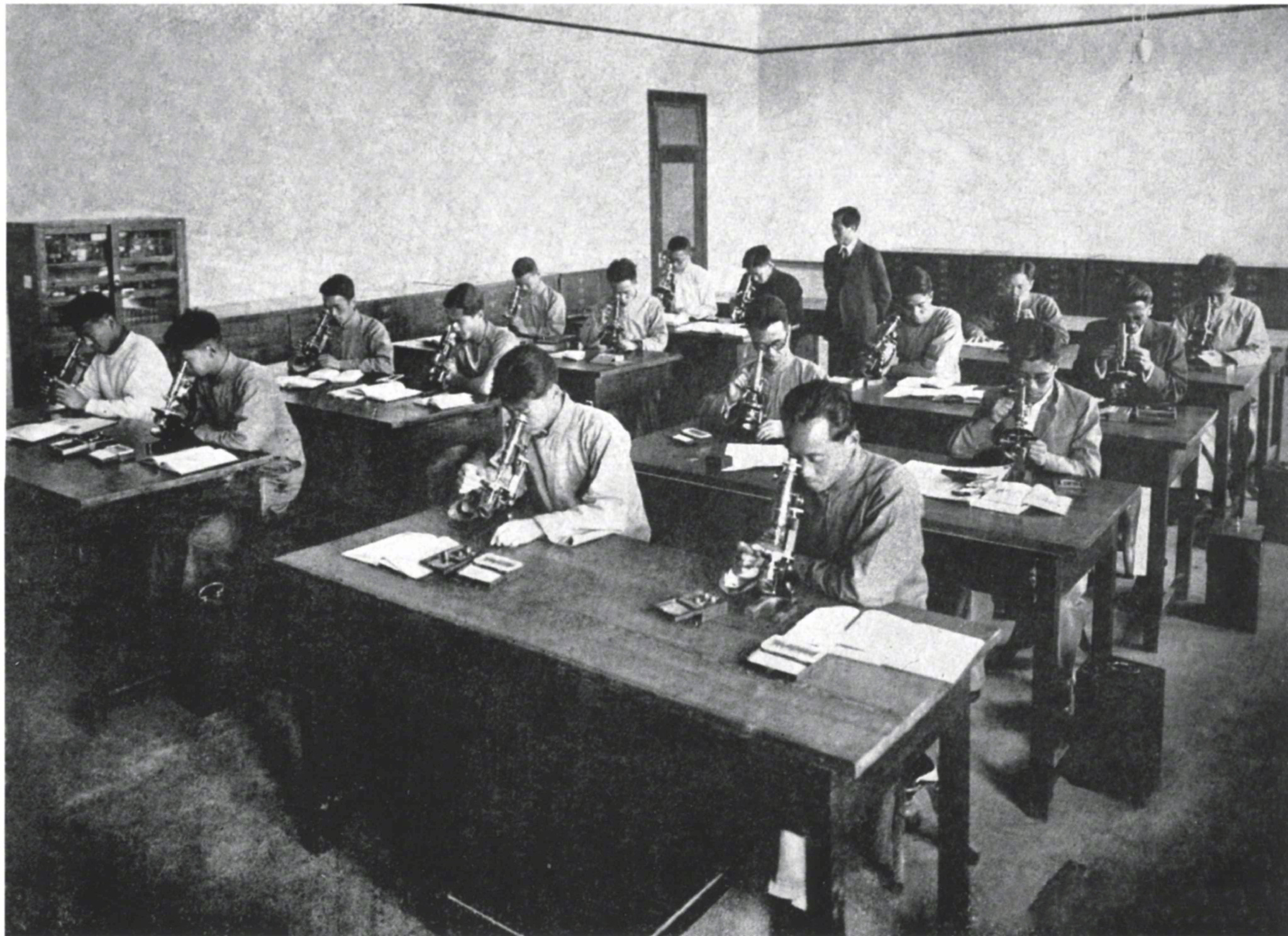 台湾老兵回大陆见原配，苦等50年相谈仅1小时，原配表示：无话说