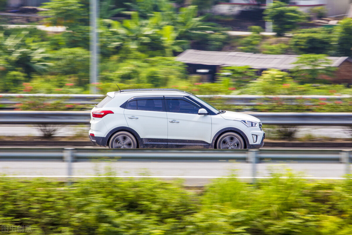 高速如何安全行车