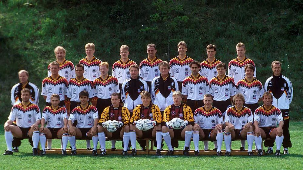 世界杯德国队成员图片(珍藏版德国队全家福——你最喜欢哪个时期的