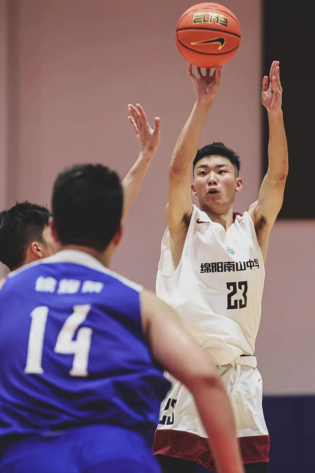 全美高中生篮球（终于，我们也有自己的“五星高中生”了）