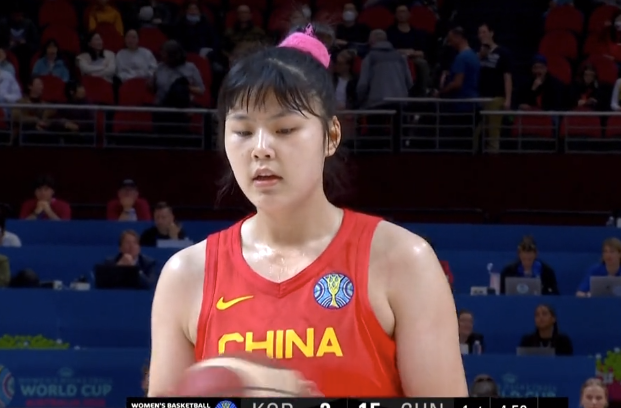 中国世界杯最大分差(历史最大分差！中国女篮63分优势揍韩国，三巨头36 23给男篮报仇)