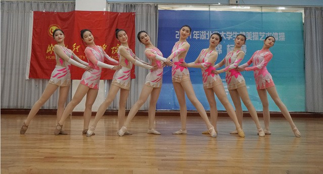 豪夺亚洲第三，问鼎全省第一！湖北名校走出国门，频频捧回重量级大奖！