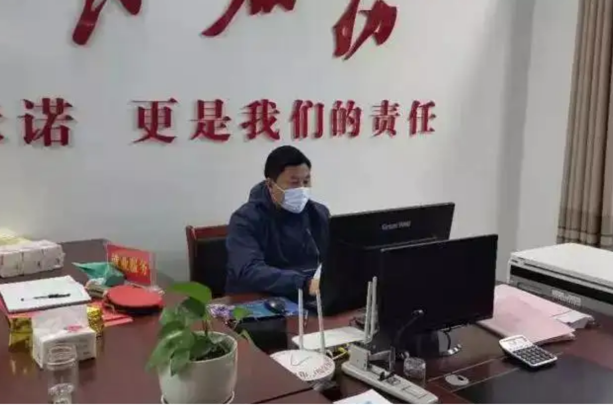 红军团长夫妇战乱分离，54年后妻子在菜摊找到丈夫下落，77岁复合