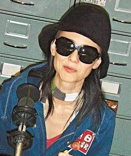 再看13位亚洲小姐：拍三级，揭丑闻，争名夺利犹如宫斗计