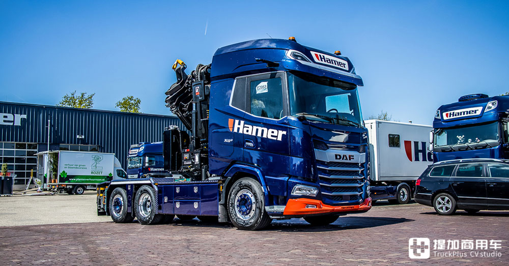 达夫XG 真会整活（就没见过这么帅气的随车吊，还是牵引车底盘，达夫XG+真会整活）