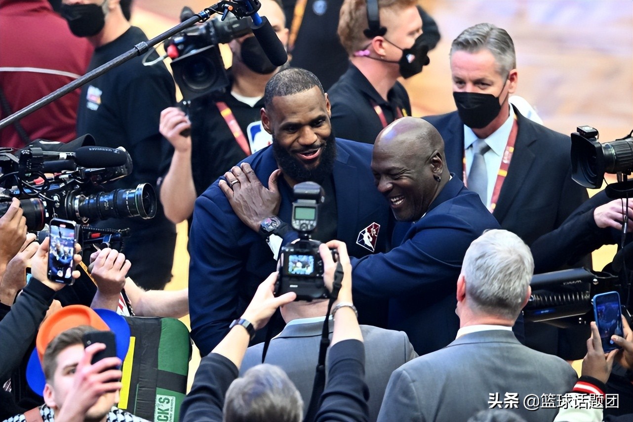 为什么中国不成立nba球队(28队白人老板不同意詹姆斯买球队 萧华表态：他也没有28亿美元现金)