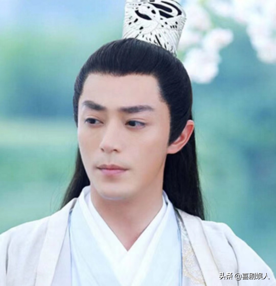 同样是演“高冷男神”，有的帅气逼人，有的面无表情像