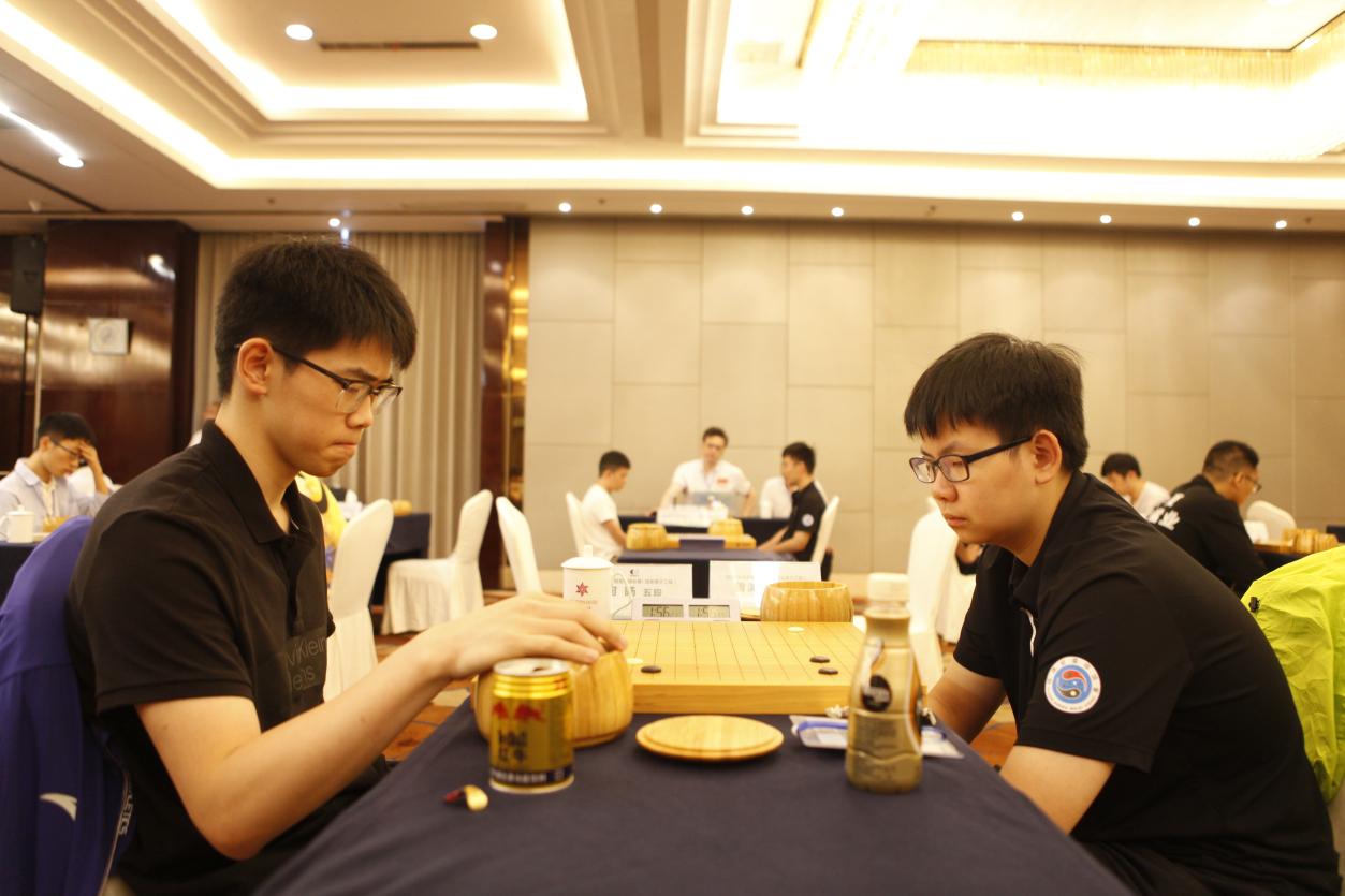 围棋排名2021(围乙联赛六轮战罢，深圳秦汉胡同首次零封对手跃居第一)