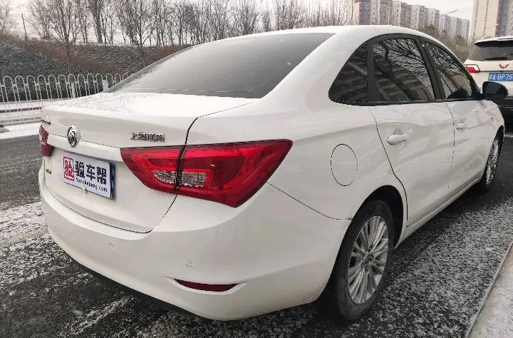 車商是我多年的發(fā)小，不可能這么坑我吧？但