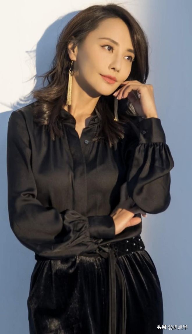 云南女星有多美？这10位各个集“彩云之南”灵气，杨蓉才排第二