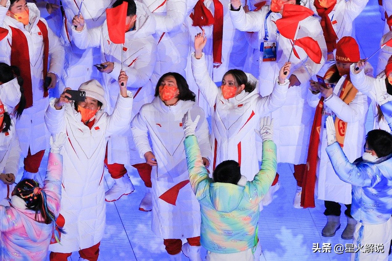 中国奥运会为什么用安踏（碾压耐克阿迪，安踏凭什么称霸北京冬奥会奖牌榜）-华海博客