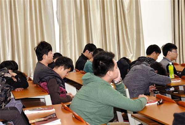 大学寒假提前！北大等高校提前“结课离校”，假期足足延长17天