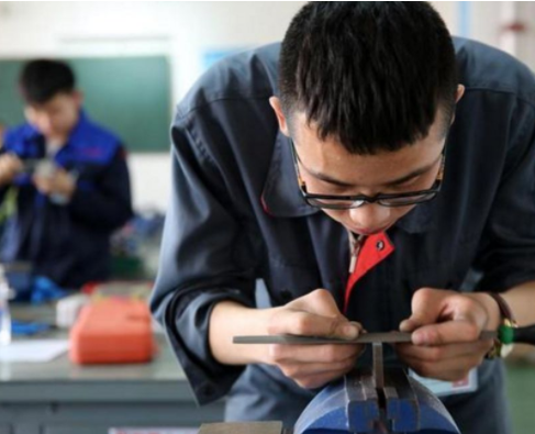 职校学生也能考大学？教育部门回应家长诉求，家长终于可以放心了