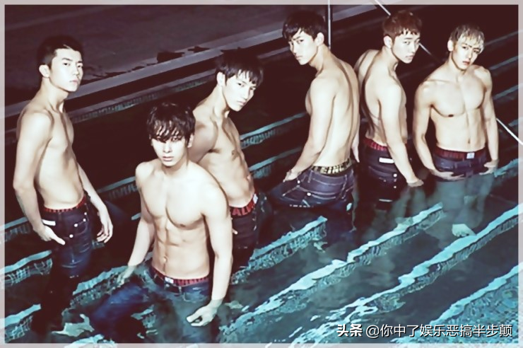 2PM合体出席前经纪人婚礼，献唱经典曲目《10分满分的10分》