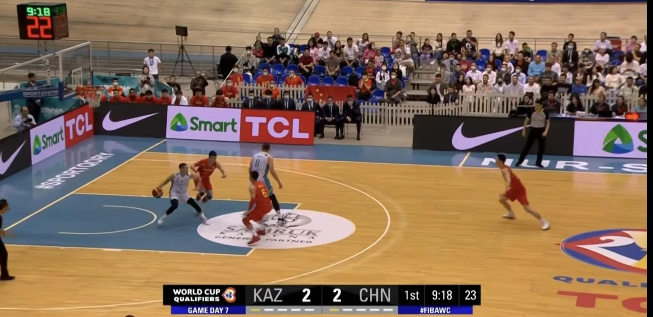 正在直播：中国男篮VS哈萨克斯坦