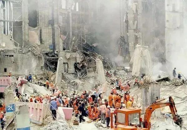 揭秘1995年韩国三丰百货坍塌惨祸，501人死亡，12名官员牵涉其中
