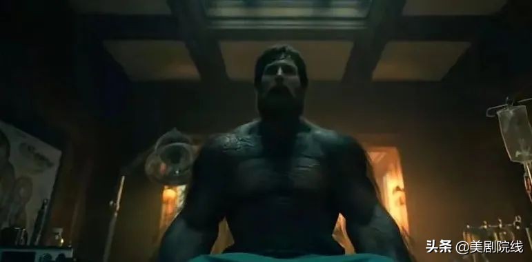 Netflix收视三连冠，爆款漫改美剧上线了