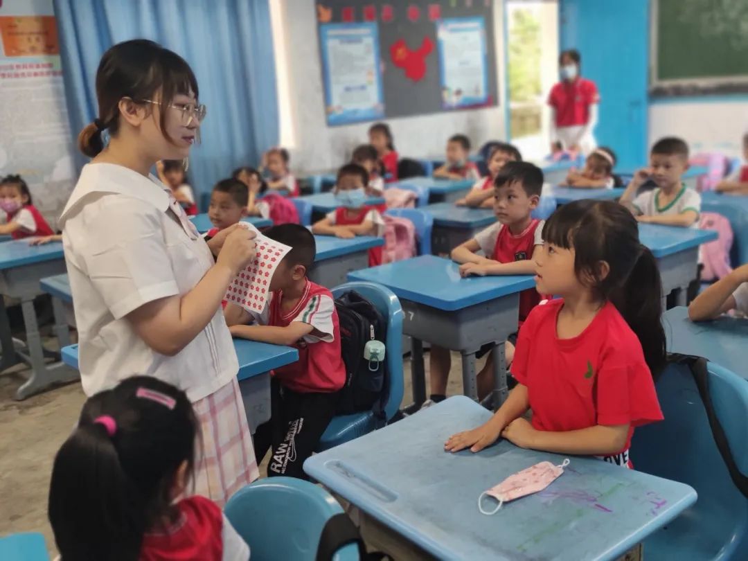 桂花镇幼儿园大班参观小学之旅(图17)