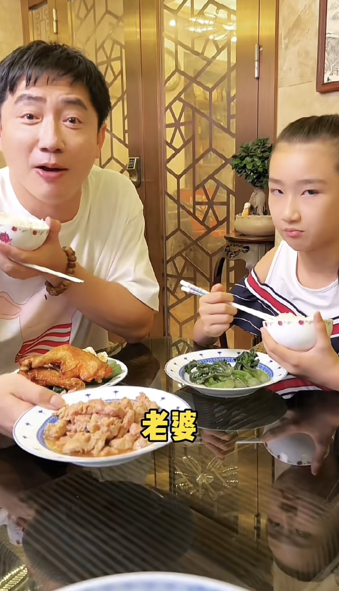 51岁"康祁耀"和45岁"黄菲"要生二胎?两人戏外人生截然相反