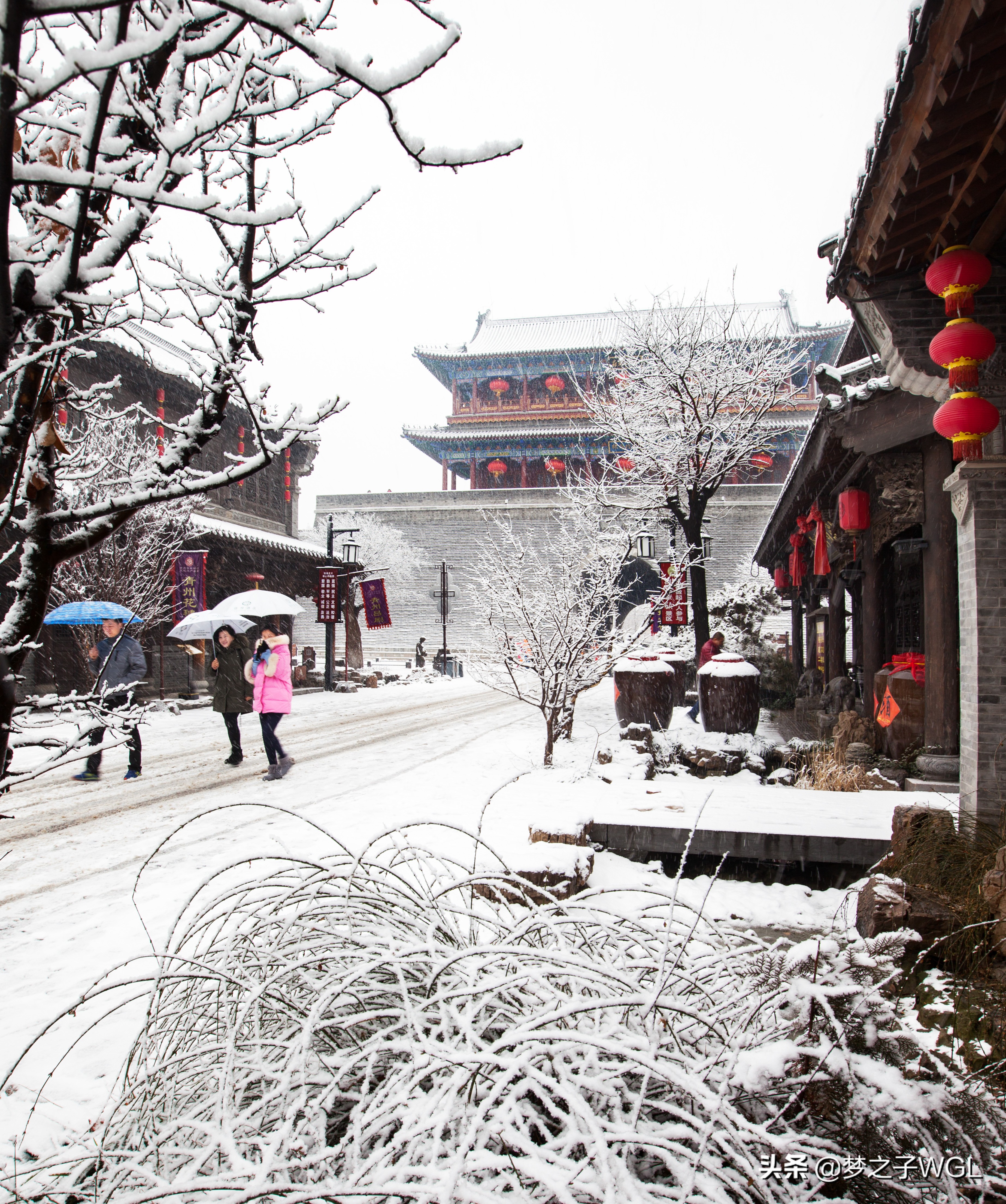 赏一场飘雪，念一座古城