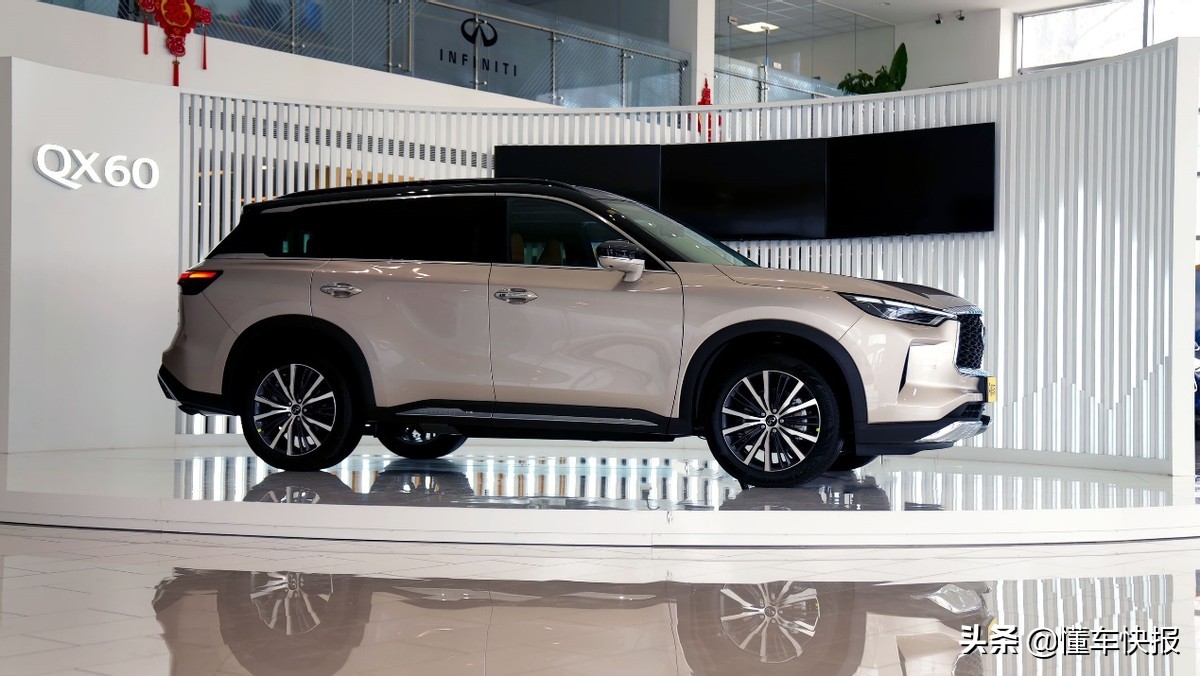 现代东方豪华，售价39.98万元起，一代英菲尼迪QX60实拍解析