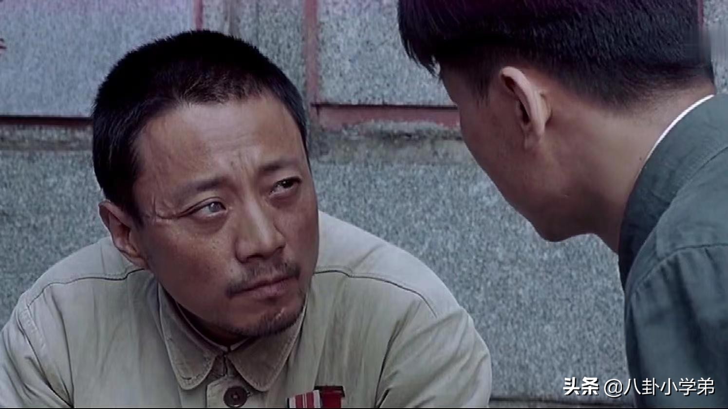 油头粉面、气质不硬就别演军人了，这8位男星告诉你，什么是硬汉