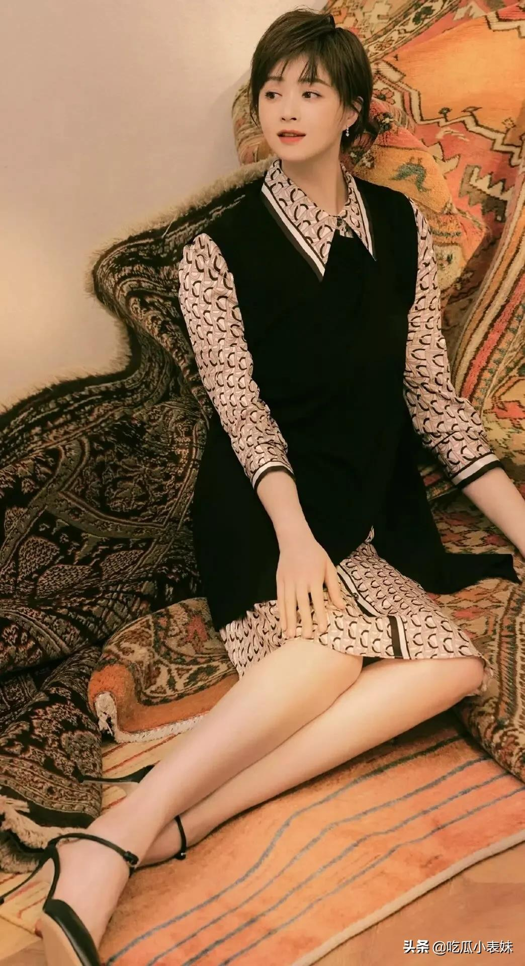 蒋欣，成熟之美，很有气质