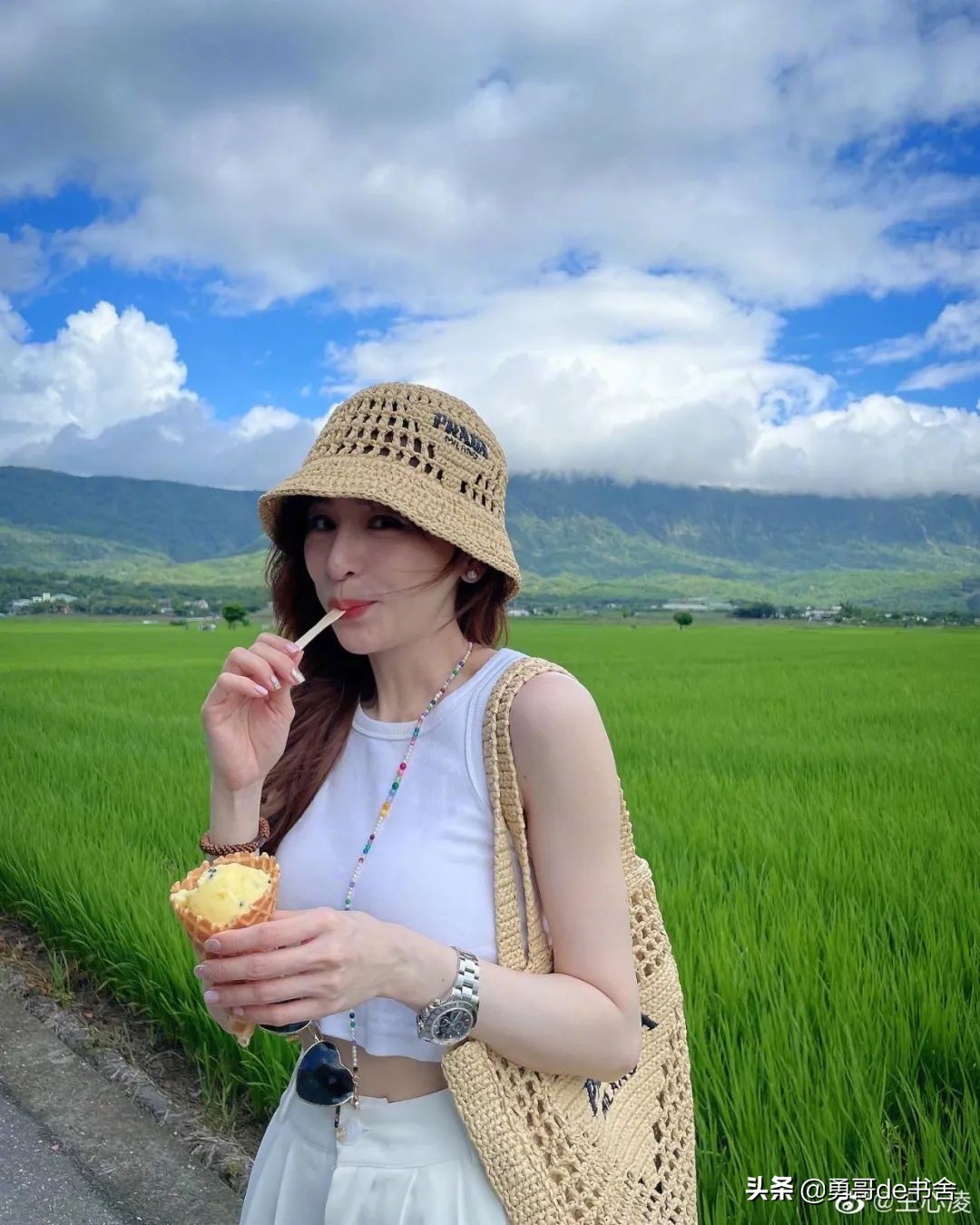 王心凌7位数名表上热搜，台北上亿豪宅首曝光，姐不是白红的