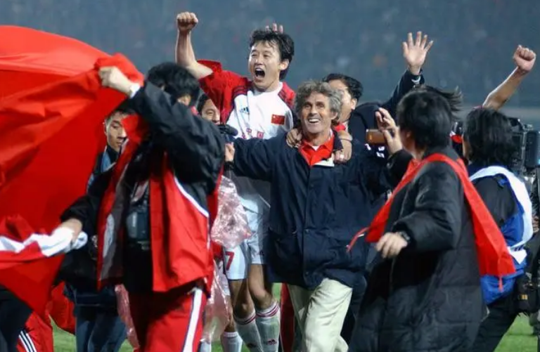 韓日世界杯為什么中國會出現（逆轉強敵死敵韓國、日本一同出線，20年前怎么會合辦世界杯呢？）