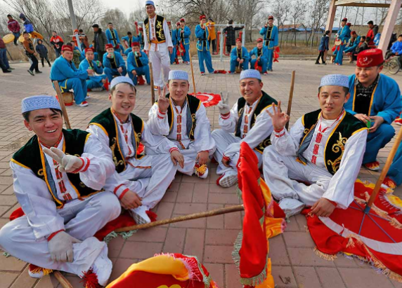 回族有什么节日(和云南一起过新年之回族｜回族怎样欢度春节，你知道吗？)