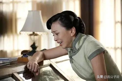 6位被捧成“老戏骨”的女星，个个演技平平，年龄大不等于老戏骨