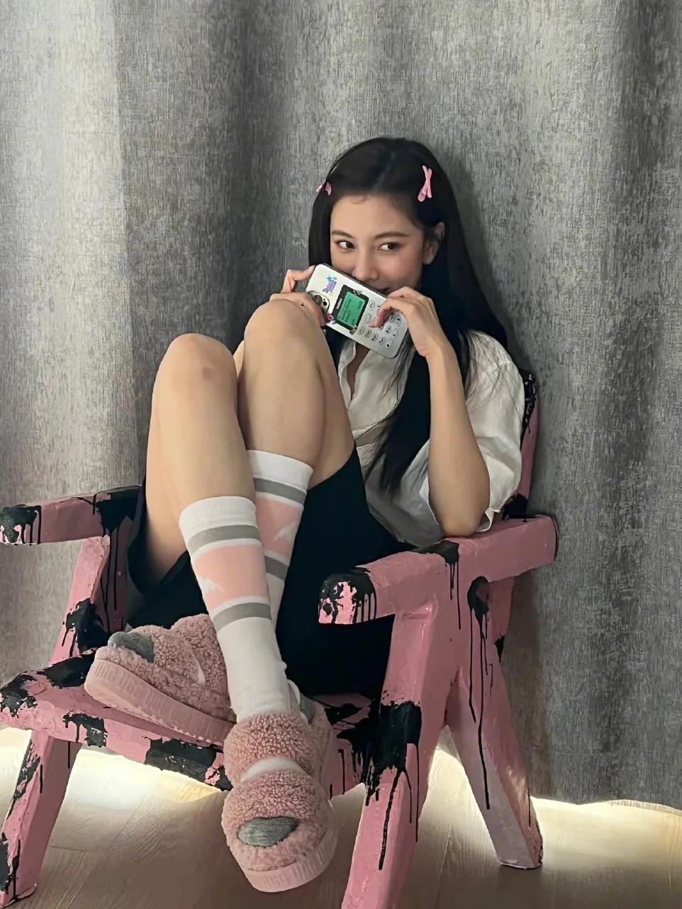 宋妍霏近期穿搭