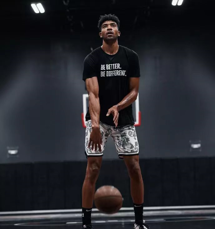 nba有哪些球星并不想打篮球（年仅26岁的NBA球星宣布退役！从此，告别篮球）
